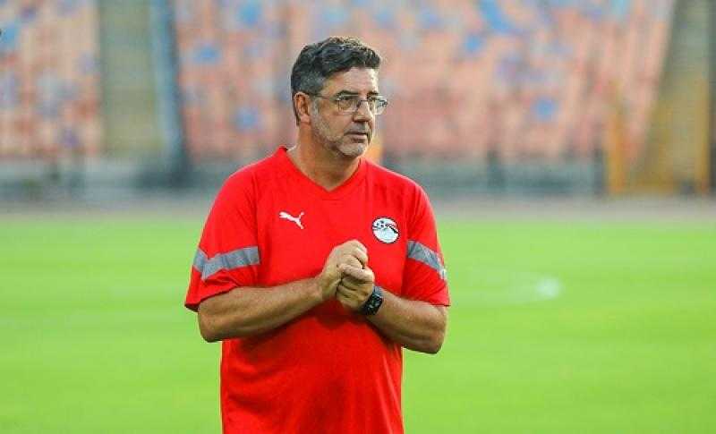 الكومي: اتحاد الكرة اخطأ في عقد فيتوريا