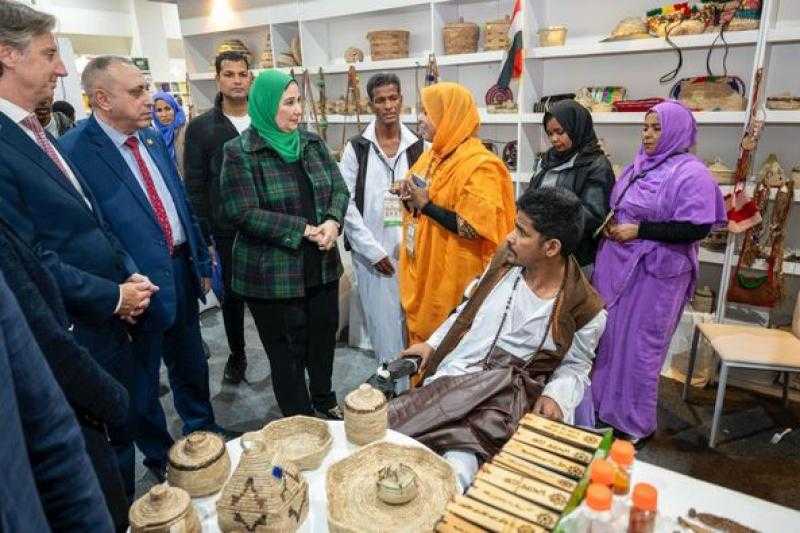 وزيرة التضامن تلتقي المتطوعين والرائدات الاجتماعيات وكبار السن من دور رعاية المسنين |صور