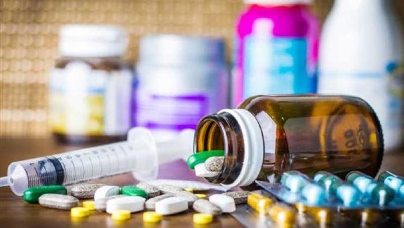 رئيس شُعبة المستلزمات الطبية بالقاهرة يشيد باجتماع رئيس الوزراء لتوفير الأدوية