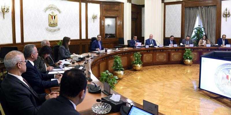 الحكومة تؤكد استمرار جهود دعم قطاع الصناعة بما يسهم في زيادة حجم المعروض من السلع والمنتجات