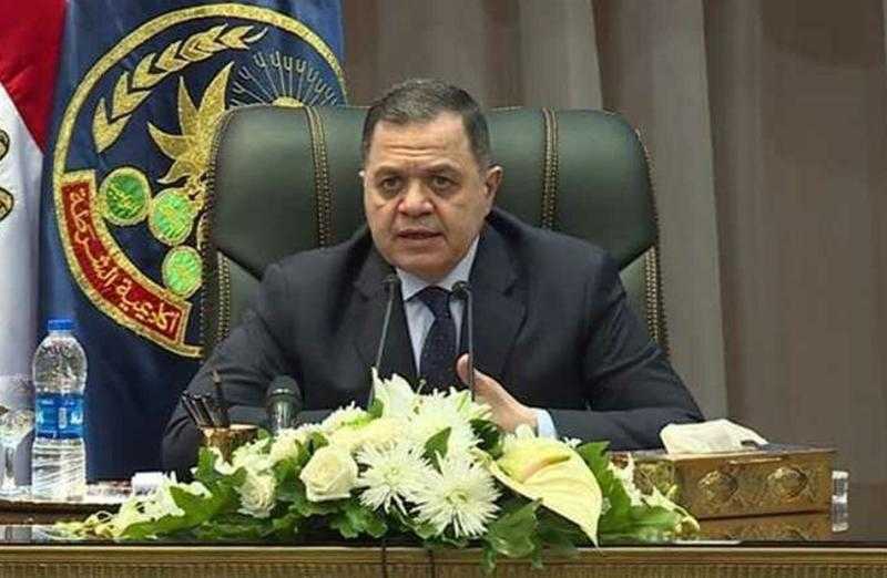 وزير الداخلية يهنئ العاملين بهيئة الشرطة بمناسبة حلول ذكرى الإسراء والمعراج