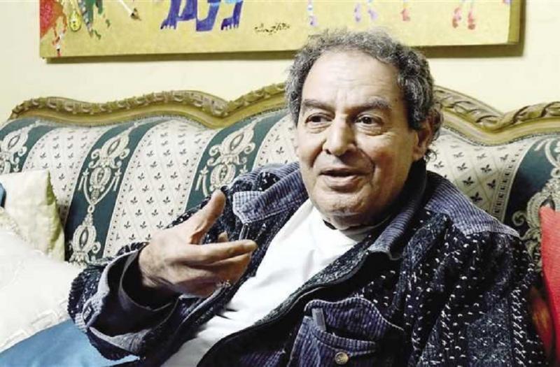 تشييع جنازة الشاعر مجدي نجيب اليوم من مسجد السيدة نفيسة بعد صلاة العصر