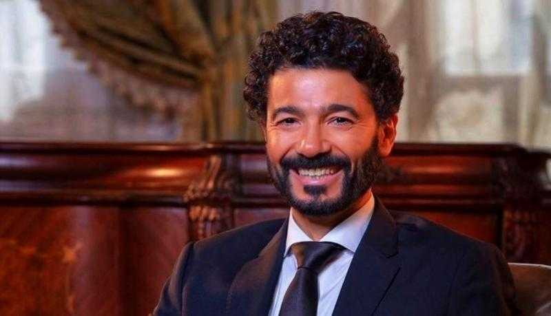 خالد النبوي يحصل على جائزة أفضل ممثل في عام 2023 من المركز الكاثوليكي