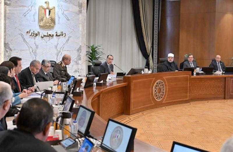 تحرك عاجل للحكومة لتنفيذ توجيه الرئيس السيسي بإقرار أكبر حزمة للحماية الاجتماعية