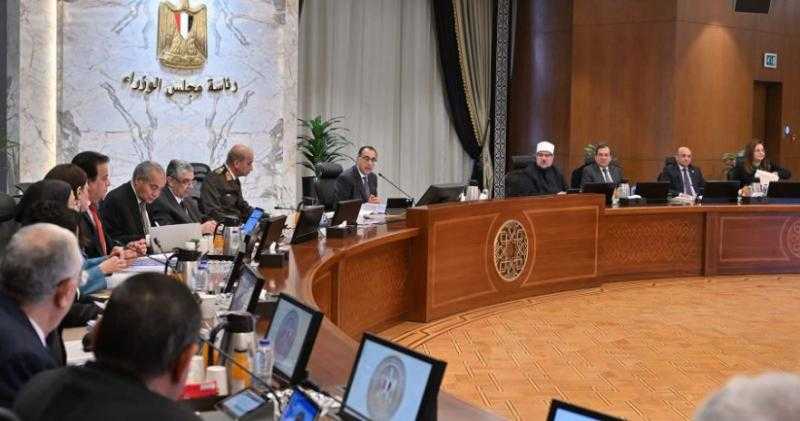 مدبولي: لجنة قانونية بالوزراء ومكتب محاماة عالمي لدراسة عروض استثمار بالنقد الأجنبي