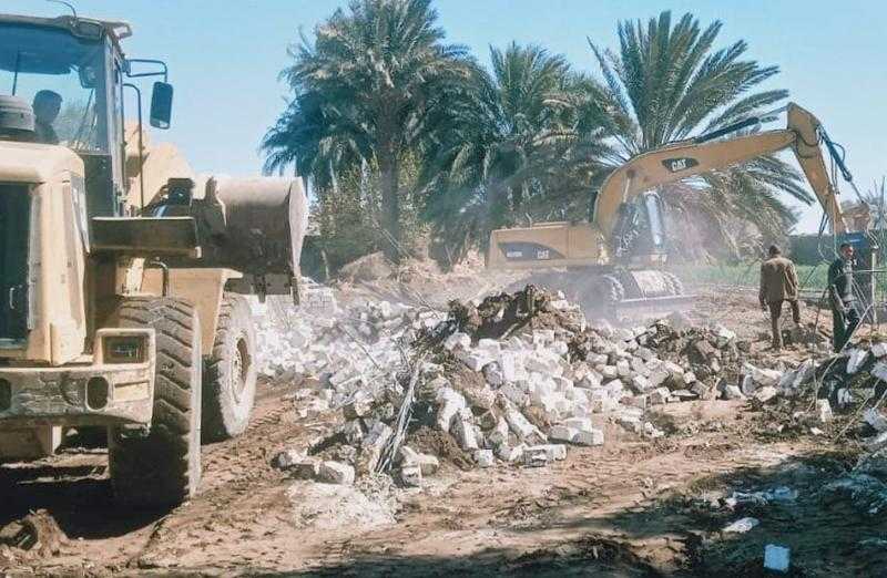 محافظ أسيوط: إزالة 414 حالة تعدٍ واسترداد 29035 مترا مربعا و328 فدانا |صور