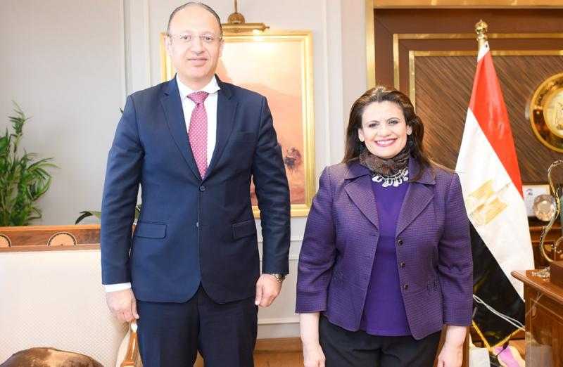 وزيرة الهجرة تبحث مع قنصل مصر الجديد في ملبورن بأستراليا تلبية احتياجات الجالية المصرية