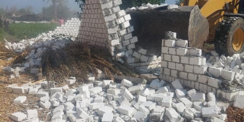 محافظ بني سويف: إزالة 172 حالة ضمن الموجة الــ 22 لحملات إزالة التعديات