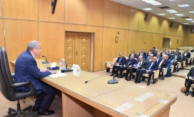 وزير التموين: توجيهات بزيادة ضخ السكر الحر على البطاقة التموينية