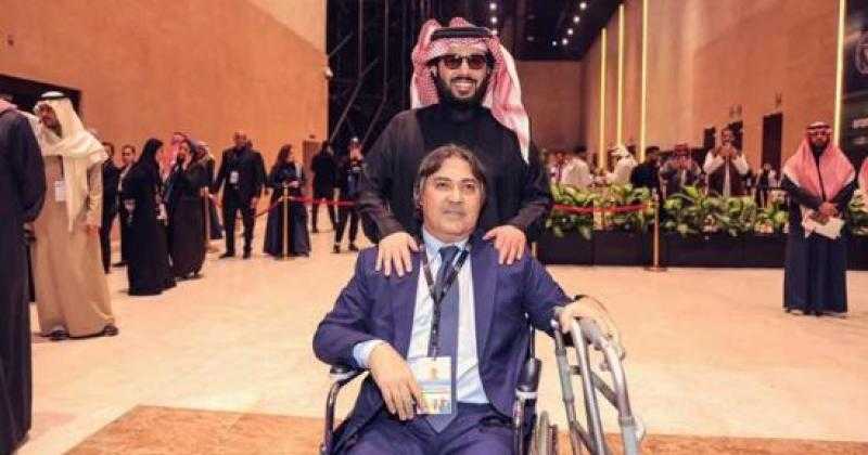 تركي آل الشيخ يعلن علاج أشرف قاسم في مستشفى الملك فيصل التخصصي