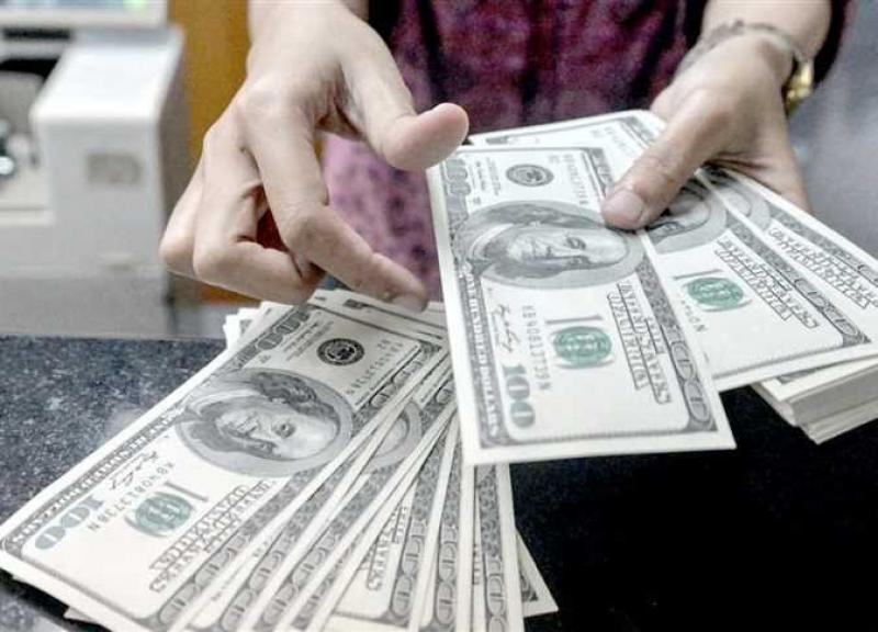 الغرفة التجارية: المستوردون يقعون تحت رحمة السوق السوداء للدولار