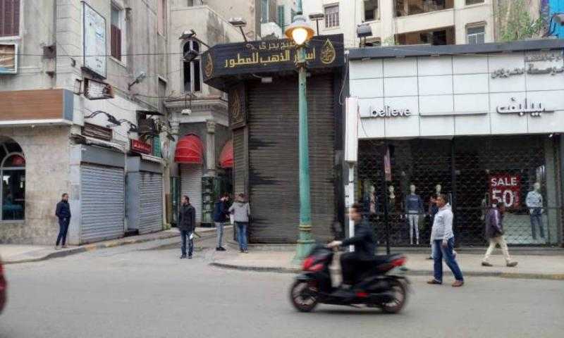 تحرير 182 مخالفة للمحلات غير الملتزمة بمواعيد الغلق خلال 24 ساعة
