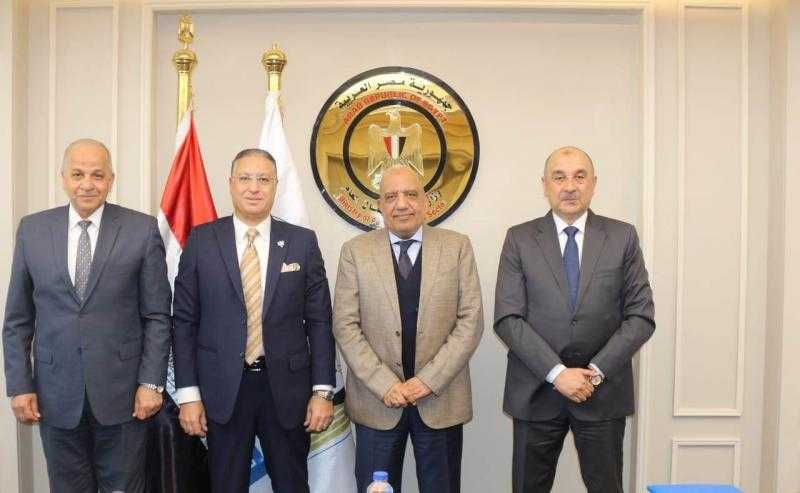 توقيع عقد إنشاء وإدارة وتشغيل مصنع لإنتاج منتجات الكلور ومشتقاته