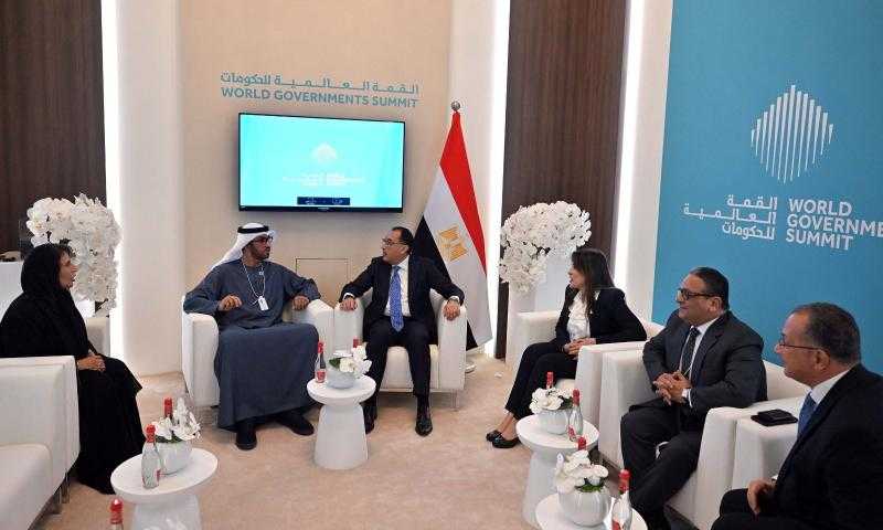 رئيس الوزراء يلتقي وزير الصناعة والتكنولوجيا المتقدمة الإماراتي
