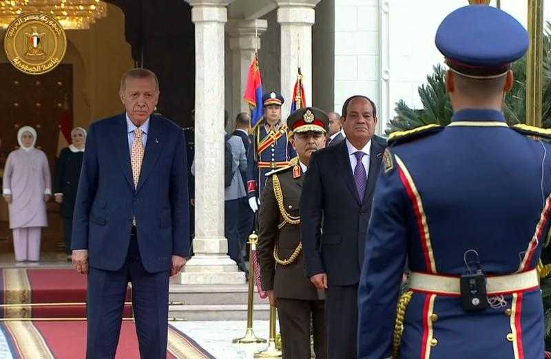 مراسم استقبال رسمية للرئيس التركي رجب طيب أردوغان في قصر الاتحادية