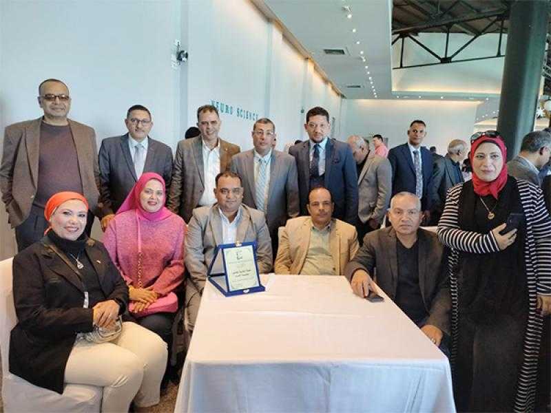 نقابة ”الصحافة والطباعة والإعلام” تكرم اللجنة النقابية بمؤسسة الأهرام |صور