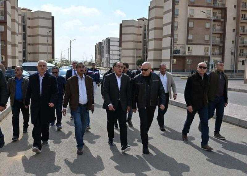 سكن الموظفين.. رئيس الوزراء يتفقد الموقف التنفيذي للوحدات السكنية بمشروع «زهرة العاصمة» بمدينة بدر