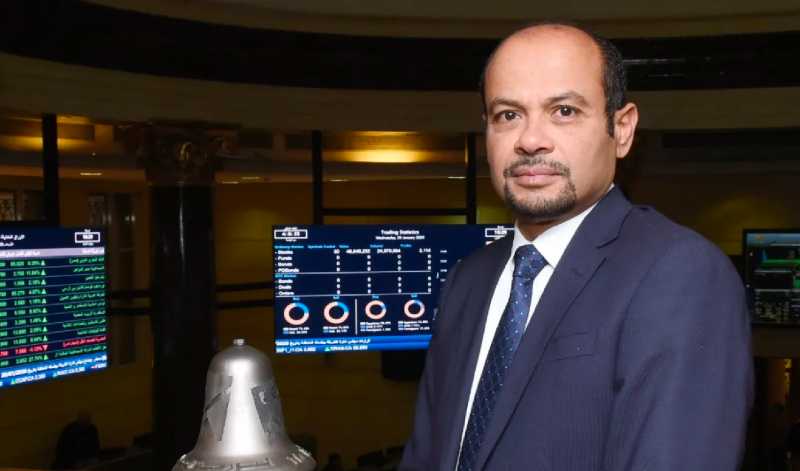 رئيس البورصة يقترح تأسيس شركات تعمل في مجالات تعتمد على المرأة كقوة عاملة