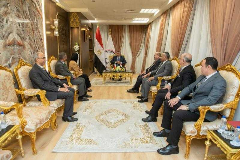 وزير الإنتاج الحربي يستقبل سفيرة مملكة البحرين بمصر لبحث سبل التعاون