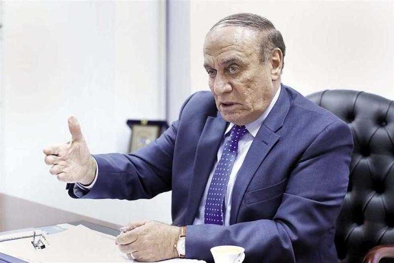 سمير فرج يكشف تفاصيل معركة رأس العش.. 30 جندي خلصوا الحكاية