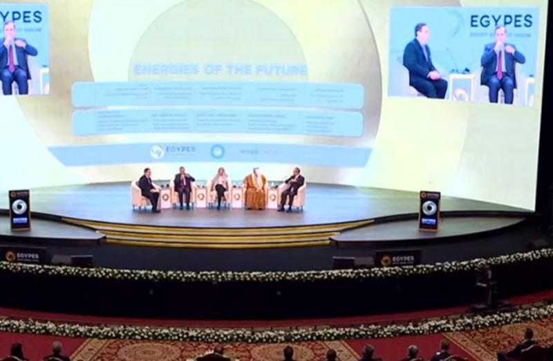 الرئيس السيسي يشهد جلسة حوارية حول «صناعة الطاقة وأهمية تحول الطاقة للاستدامة» بـ”مؤتمر إيجبس 2024”