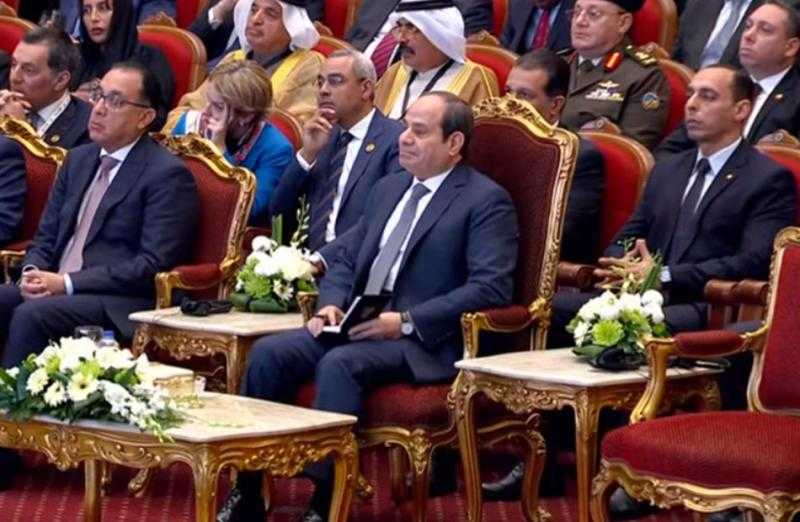 الرئيس السيسي: أنفقنا أموالا ضخمة لتوصيل الغاز الطبيعي إلى أكثر من 15 مليون وحدة سكنية