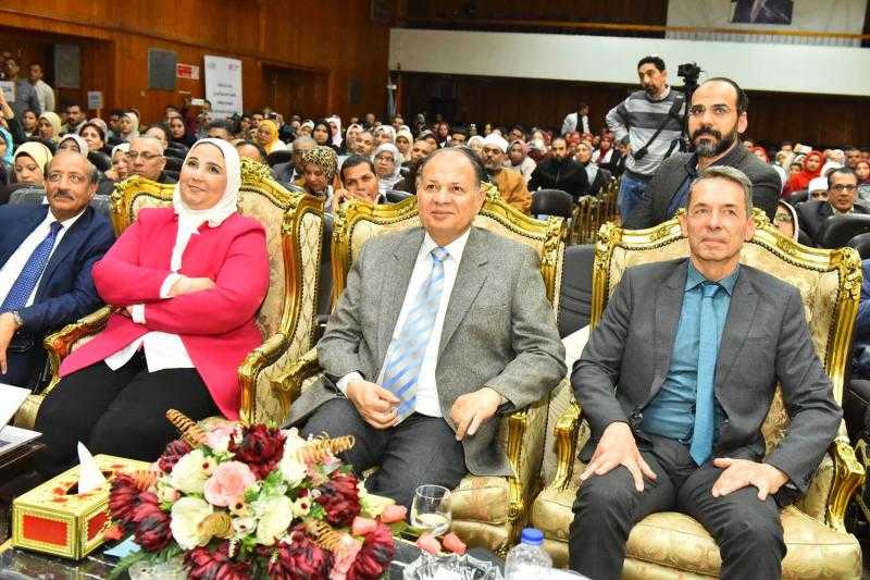 وزيرة التضامن تشهد حفل حصاد أبرز إنجازات منظمات المجتمع المدني بأسيوط وسوهاج.. صور