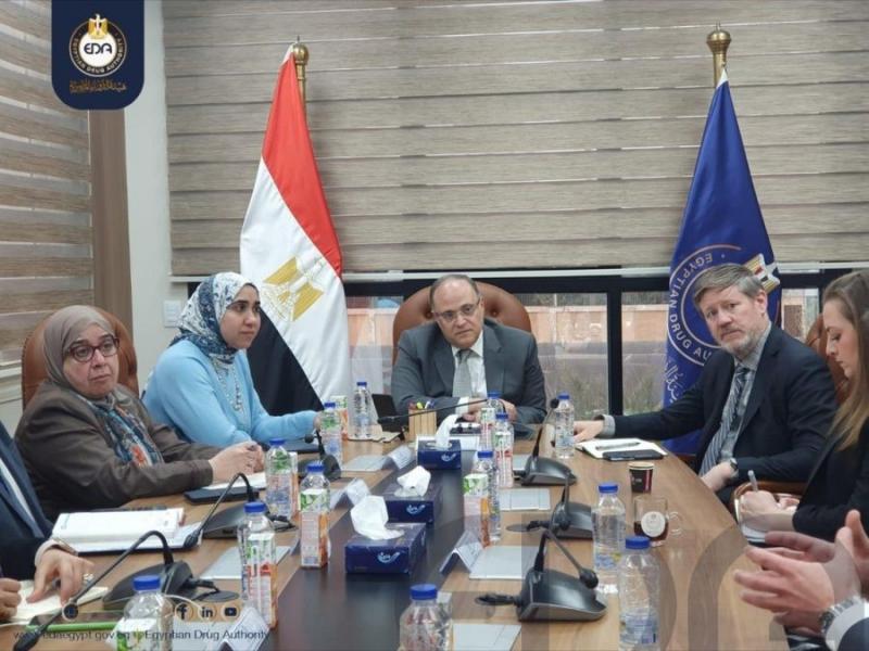 رئيس هيئة الدواء يستقبل وفد غرفة التجارة الأمريكية لبحث التعاون المشترك