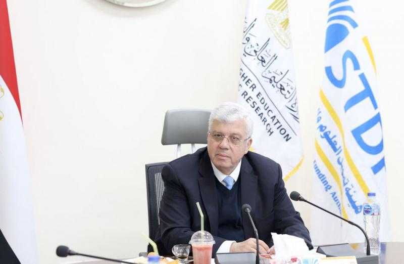 وزير التعليم العالي يكرّم الجامعات المدرجة ضمن أول تصنيف عربي.. الخميس