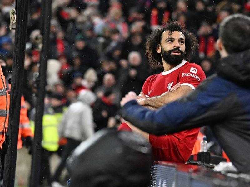 كلوب يكشف حقيقة إصابة صلاح قبل مواجهة لوتون تاون