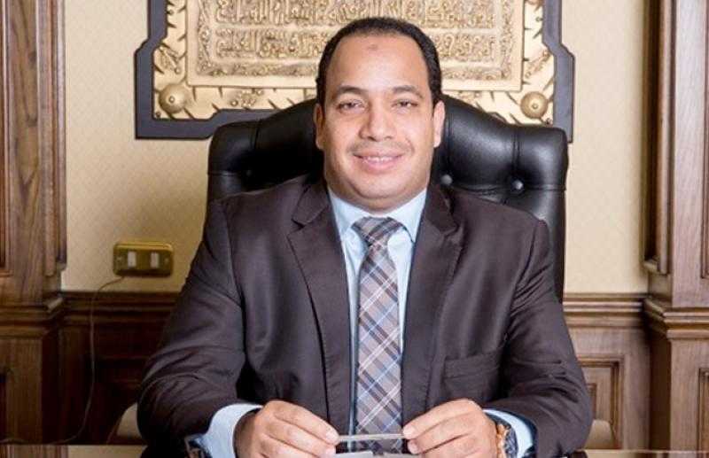 خبير اقتصادي يفجر مفاجأة عن انهيار الدولار في السوق الموازية