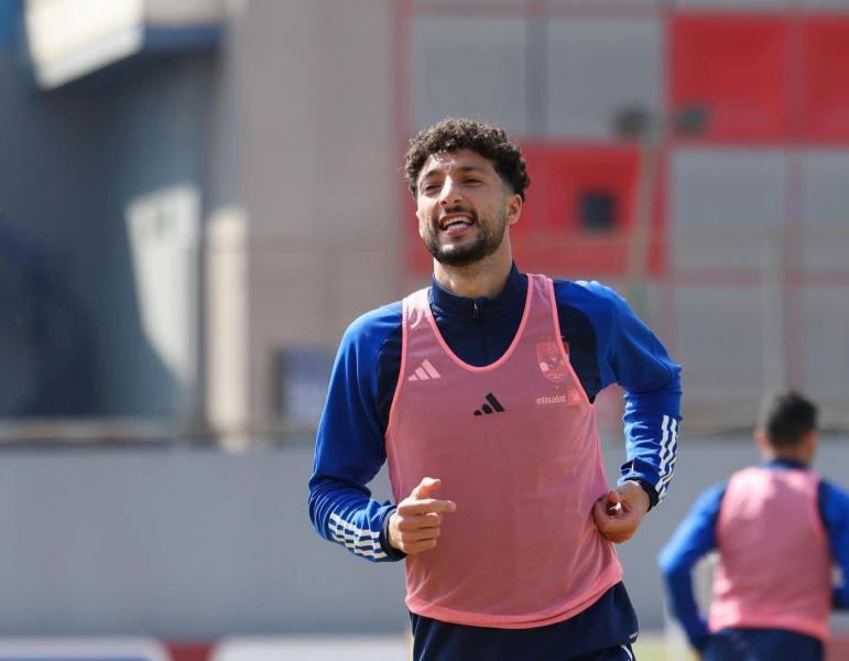 وسام أبوعلي: أحلم بالتتويج بجميع البطولات مع الأهلي