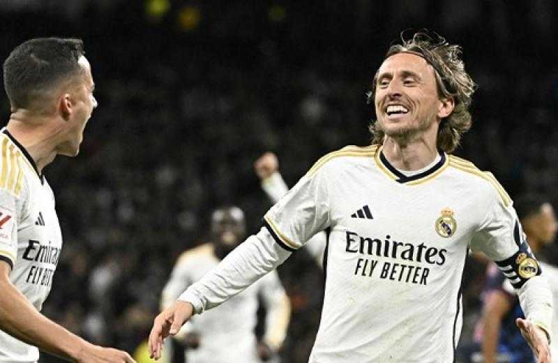 ريال مدريد يهزم إشبيلية ويعزز صدارته للدوري الإسباني