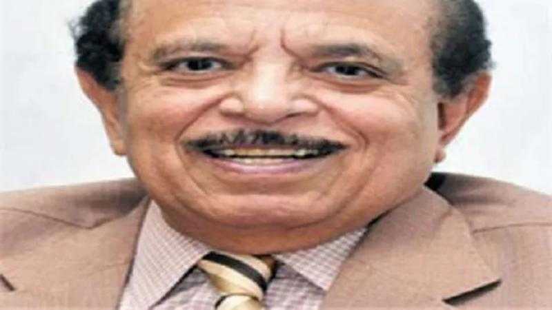 تشييع جنازة الشاعر بخيت بيومي ظهر اليوم من مسجد العيسوي بالمنصورة