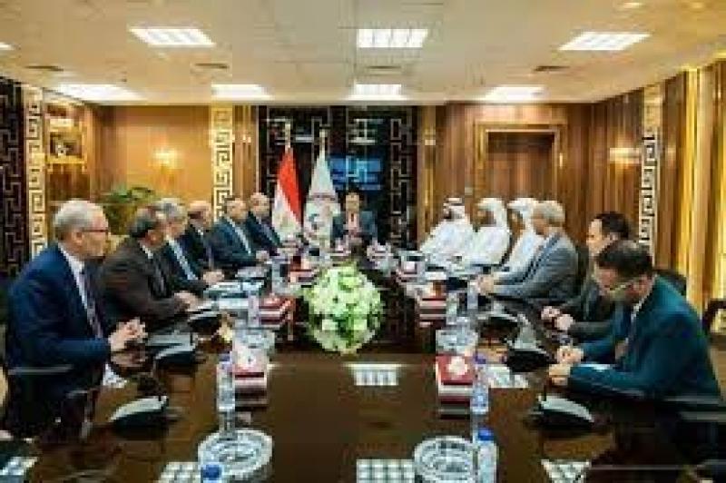 وزير الإنتاج الحربي يستقبل ممثلي مجموعة إيدج الإماراتية لمناقشة التعاون في التصنيع العسكري