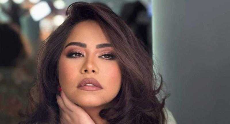 تأجيل محاكمة شيرين عبد الوهاب بتهمة سب وقذف المنتج محمد الشاعر