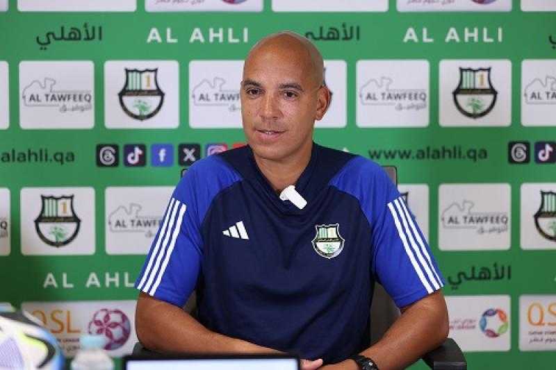 مدرب الأهلي القطري: نحترم معيذر ونسعى لتصحيح الأخطاء