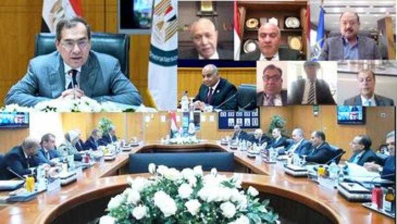 البترول تخطط لحفر آبار استكشافیة بالبحر الأحمر خلال أيام بإجمالي استثمارات تزید على 150 ملیون دولار