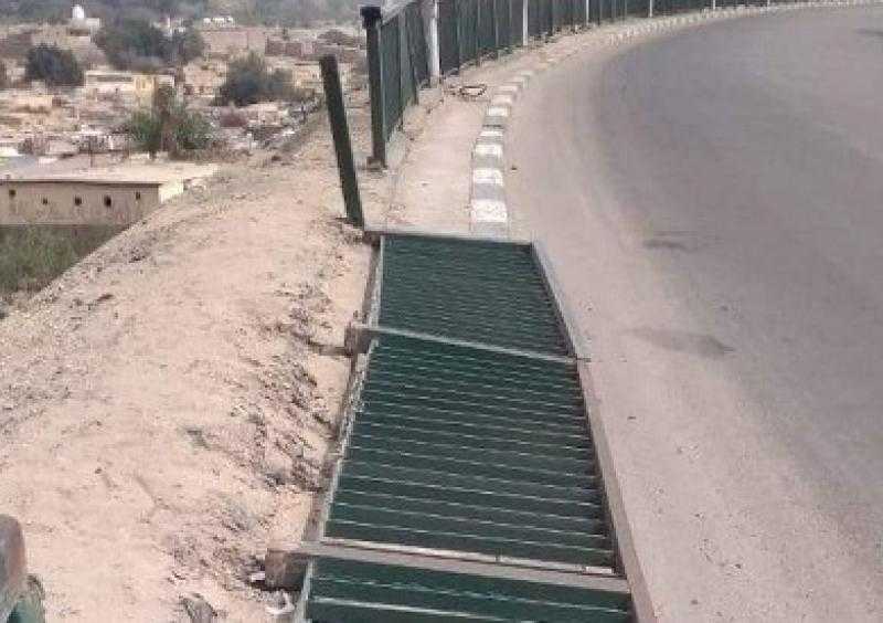 ضبط شخصين وراء سرقة أجزاء من الاسوار الحديدية وبيعها لتجار الخردة ببولاق الدكرور
