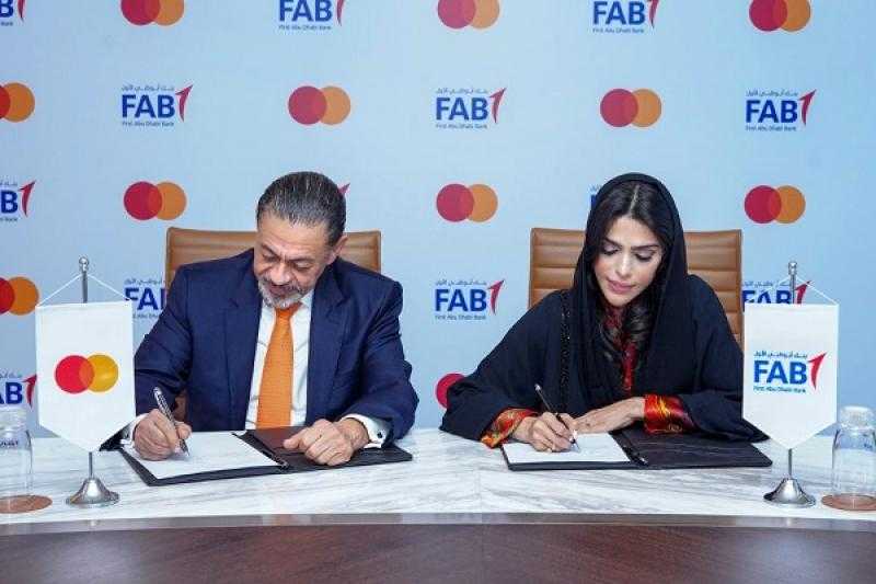 بنك أبوظبي الأول يوقع اتفاقية شراكة مع ماستركارد للارتقاء بمنظومة المدفوعات الرقمية في المنطقة