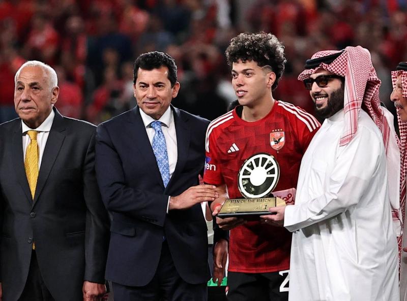 إمام عاشور يشيد بالتنظيم السعودي لنهائي كأس مصر