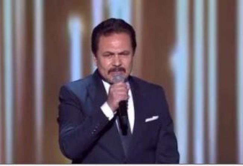 محمد رياض يقدم قصيدة ”أنا الشهيد” خلال الندوة التثقيفية بمناسبة يوم الشهيد