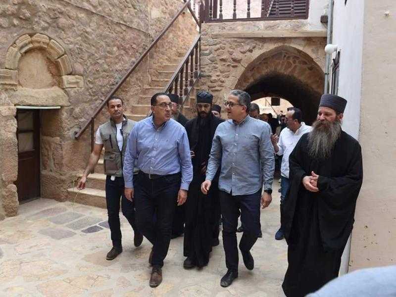 رئيس الوزراء يزور منطقة وادي الدير المقدسة