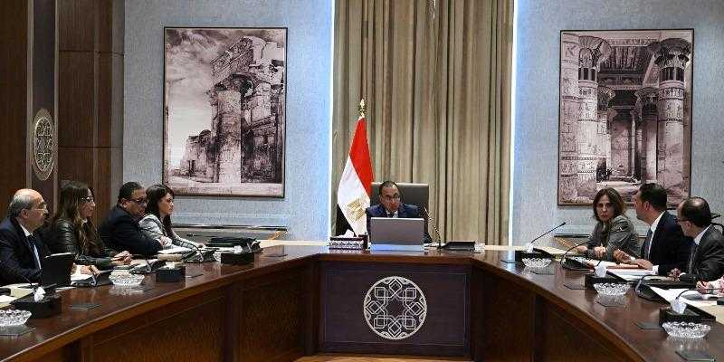 رئيس الوزراء يؤكد حرص الحكومة على المضي في تنفيذ وثيقة سياسة ملكية الدولة لتعزيز دور القطاع الخاص
