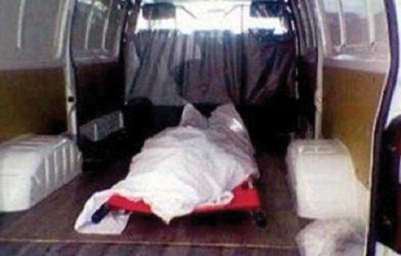 سيارة ربع نقل تنهى حياة طفل أمام منزله بمركز المنشاة