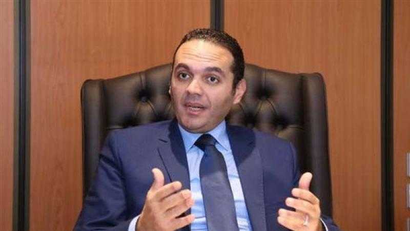 مدحت نافع: تدفق 5 مليارات دولار أموال ساخنة إلى مصر خلال آخر أسبوعين ‏