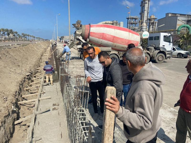 رئيس جهاز دمياط الجديدة يتفقد أعمال التطوير ورفع الكفاءة بالمنطقة الحرة الصناعية