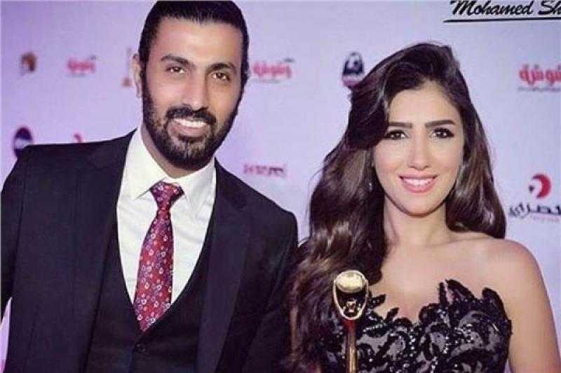 رغم الهجوم عليهما.. مي عمر: محرمتش أشتغل تاني مع محمد سامي