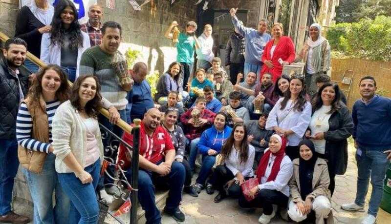 موظفو بنك كريدي أجريكول يزورون مركز التدريب المهني للشباب متحدي متلازمة التوحد