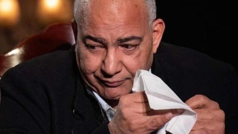 بيومي فؤاد: محمد سلام لامني بسبب قبول تخفيض أجري.. وزملاء كثيرون يعاتبوني ‏